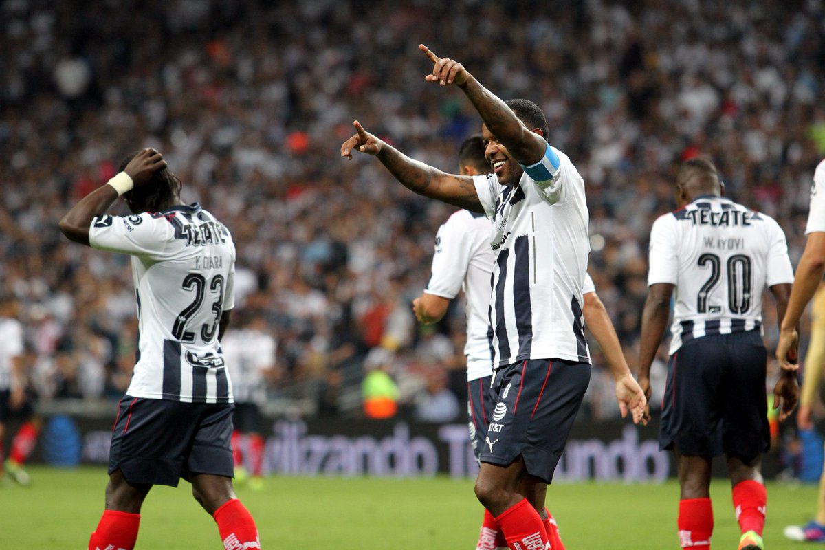 Rayados derrota 2 a 0 a los Pumas con doblete de Pabon